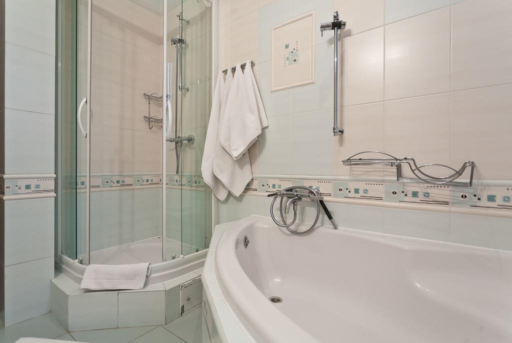 Apartamenty Kamienica Kazimierz Krakow Bilik gambar